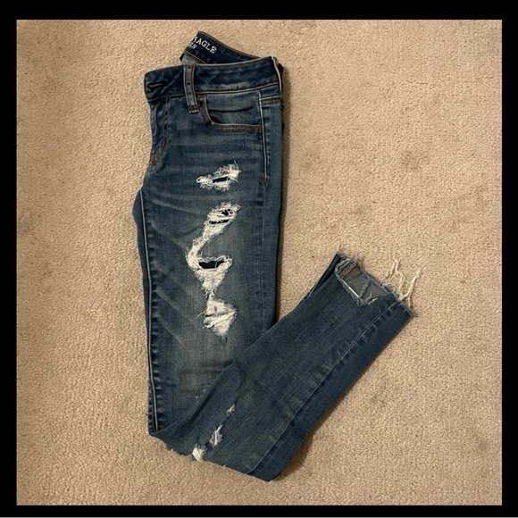 Bundle: Quarter zip & jeans. - Picture 3 of 4